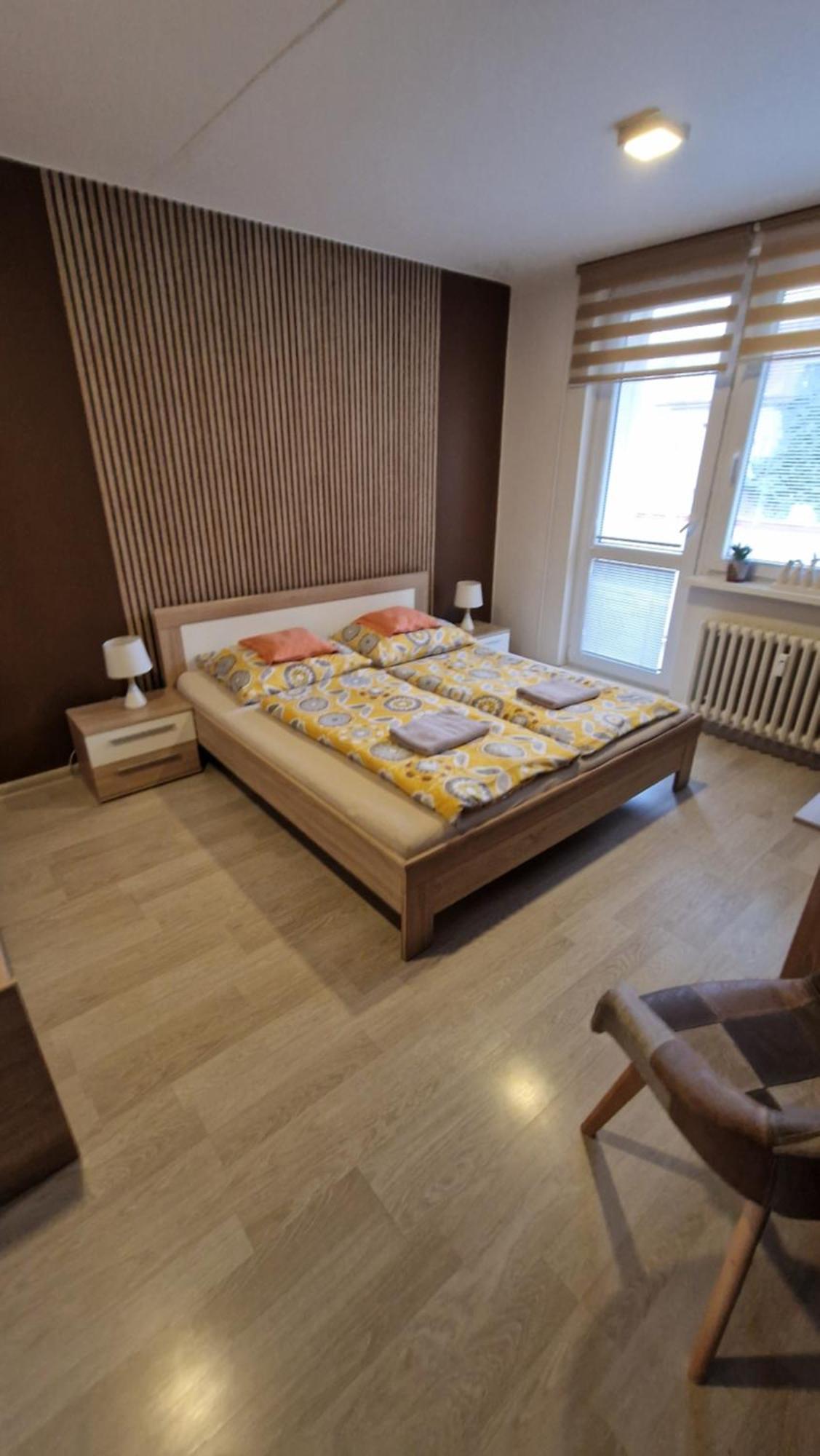 Apartman Valentina Apartment Zlín Екстериор снимка